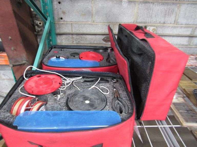 LOT, (2) EQUALIZER WINDSHIELD REMOVAL SYSTEM *MAY BE INCOMPLETE* AND (1) EQUALIZER CANVASS BAG *EMPTY*