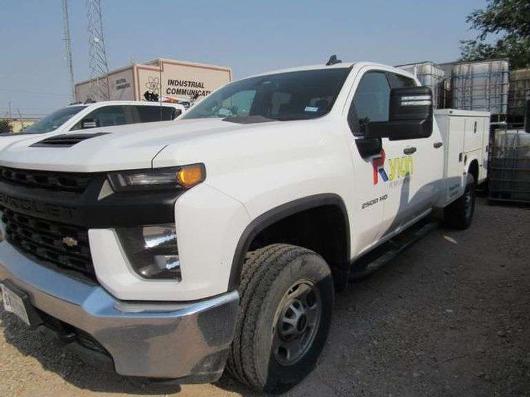 2023 CHEVROLET Silverado 2500HD WT 4WD SERVICE TRUCK VIN 1GB2YLE77PF150045 *Title issues with this truck, sold subject to confirmation, we hope to receive an answer within 48 hours*
