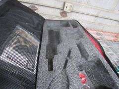 LOT, (2) EQUALIZER WINDSHIELD REMOVAL SYSTEM *MAY BE INCOMPLETE* AND (1) EQUALIZER CANVASS BAG *EMPTY*