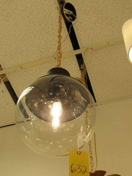 CHANDELIER OR PENDANT AS SHOWN * REFER TO PHOTOS * BUYER RESPONSIBLE FOR REMOVAL - BRING TOOLS AND LADDER AS ITEMS ARE CEILING MOUNTED 12'-14' CEILING HEIGHT*