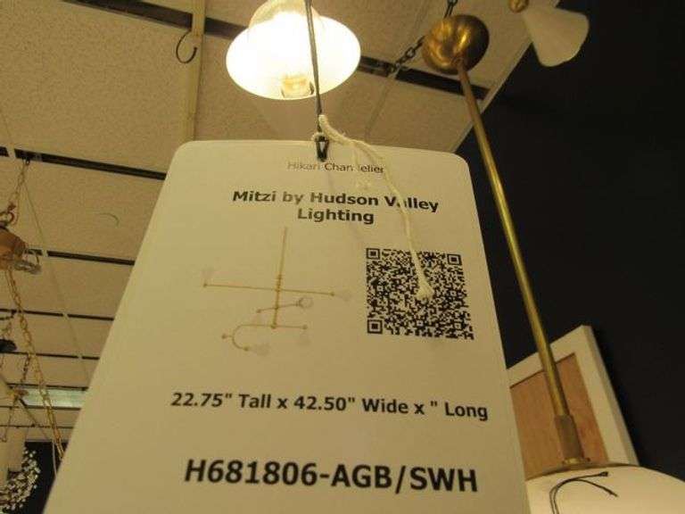 CHANDELIER OR PENDANT AS SHOWN * REFER TO PHOTOS * BUYER RESPONSIBLE FOR REMOVAL - BRING TOOLS AND LADDER AS ITEMS ARE CEILING MOUNTED 12'-14' CEILING HEIGHT*