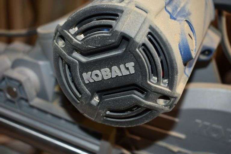 KOBALT 12" COMPACT SLIDING DUEL BEVEL MITER SAW 1413795 110-V *SOLD WITH TABLE*