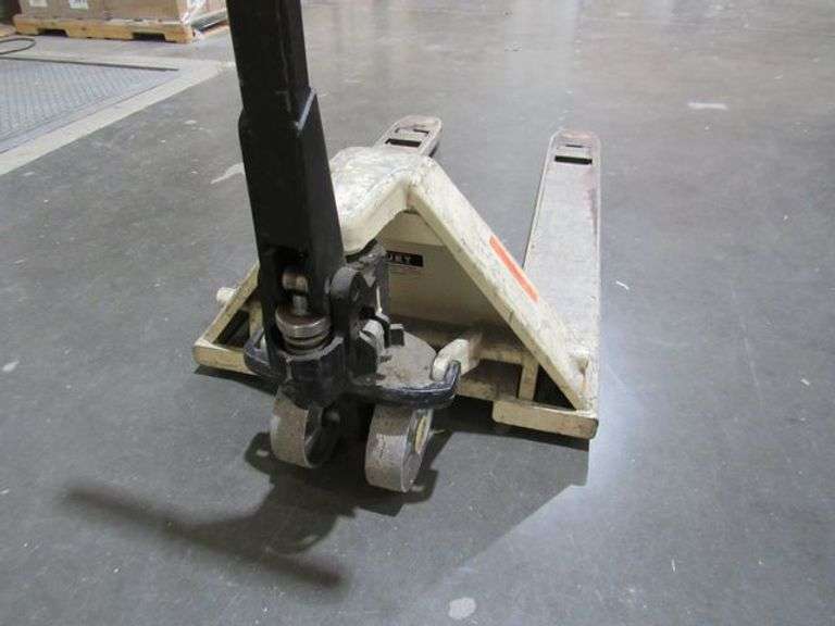 JET 5,000 LB CAPACITY PALLET JACK (DELAYED PICKUP)