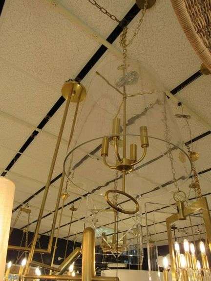 CHANDELIER OR PENDANT AS SHOWN * REFER TO PHOTOS * BUYER RESPONSIBLE FOR REMOVAL - BRING TOOLS AND LADDER AS ITEMS ARE CEILING MOUNTED 12'-14' CEILING HEIGHT*