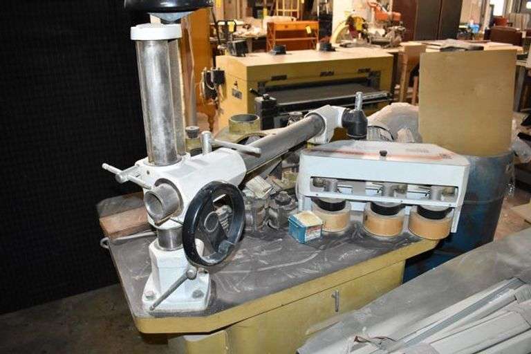 POWERMATIC SHAPER WITH STEFF 2034 POWER FEEDER 220-V 3-PHASE