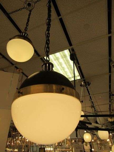 CHANDELIER OR PENDANT AS SHOWN * REFER TO PHOTOS * BUYER RESPONSIBLE FOR REMOVAL - BRING TOOLS AND LADDER AS ITEMS ARE CEILING MOUNTED 12'-14' CEILING HEIGHT*