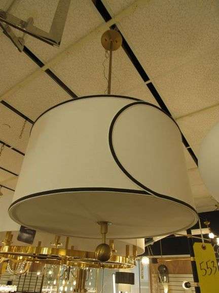 CHANDELIER OR PENDANT AS SHOWN * REFER TO PHOTOS * BUYER RESPONSIBLE FOR REMOVAL - BRING TOOLS AND LADDER AS ITEMS ARE CEILING MOUNTED 12'-14' CEILING HEIGHT*