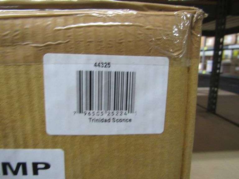 LOT, (4) ASSORTED LIGHTS - (1) 46643, (1) 9-LIGHT 42040 AND (2) TRINIDAD 44325