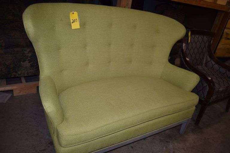 UPHOLSTERED SETTEE AS SHOWN - APPROX. 60" X 25" X 43"