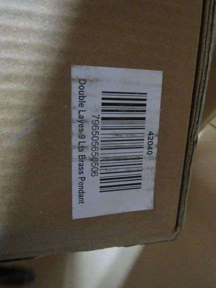 LOT, (4) ASSORTED LIGHTS - (1) 46643, (1) 9-LIGHT 42040 AND (2) TRINIDAD 44325