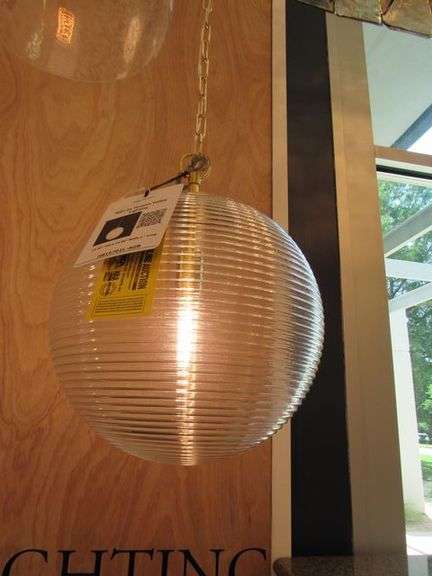 CHANDELIER OR PENDANT AS SHOWN * REFER TO PHOTOS * BUYER RESPONSIBLE FOR REMOVAL - BRING TOOLS AND LADDER AS ITEMS ARE CEILING MOUNTED 12'-14' CEILING HEIGHT*