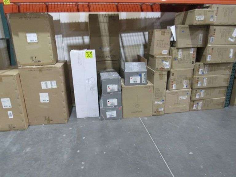 LOT OF APPROX. (28) ASSORTED CRAFTMADE/GENERATION LIGHTING/MONTE CARLO LIGHTING PRODUCTS, (4) ASSORTED MONTE CARLO CEILING FANS, 5-LIGHT CHANDELIERS, 4-LIGHT CHICAGO FOYER, LIGHT PENDANTS, 8-LIGHT HALL/FOYER PENDANTS, 9-LIGHT CHANDELIER, 3-LIGHT VANITY, ETC.