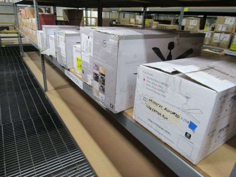 LOT, (4) FANIMATION CEILING FANS - (1) FPD8534MW, (1) FPD6872BLBN, (2) FPD5534, (1) B6720-64MW, (1) B6720-72WW AND (1) B6720-64N