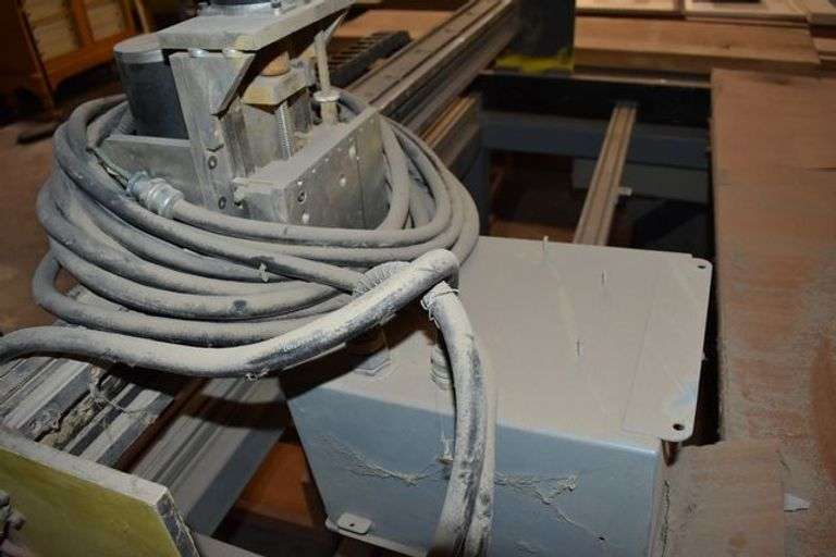 CNC ROUTER TABLE AS SHOWN *SEE PHOTOS* APPROX. 132" X 59"