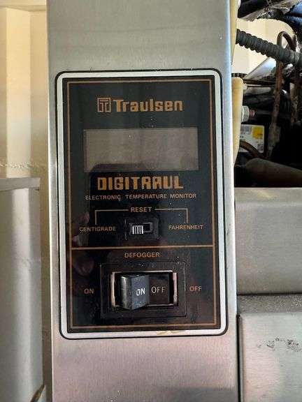 TRAULSEN & CO. STAINLESS STEEL REFRIGERATOR / FREEZER MODEL RHT132WPUT