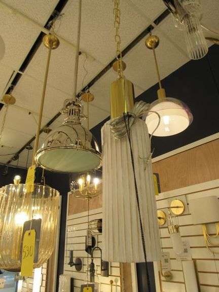 CHANDELIER OR PENDANT AS SHOWN * REFER TO PHOTOS * BUYER RESPONSIBLE FOR REMOVAL - BRING TOOLS AND LADDER AS ITEMS ARE CEILING MOUNTED 12'-14' CEILING HEIGHT*