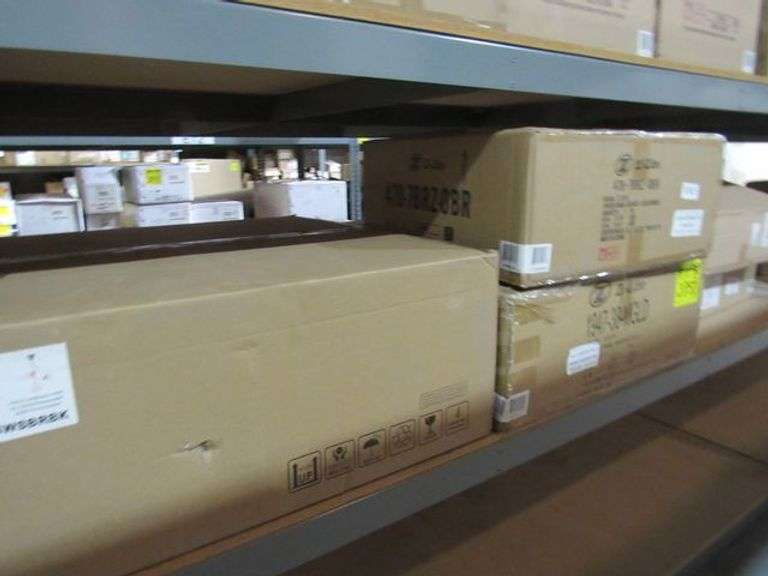 LOT OF (5) BOXES, (1) MAXIM 4-E12 CANDELABRA, (1) 478-7BRZ-OBR CANDELABRA, (2) 820P24-GLASS FLUSH MOUNT, (1) 1947-38-MGLD MODERN GOLD CANDELABRA