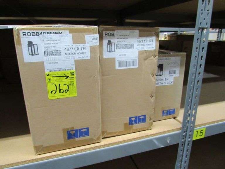 LOT, (2) QUOIZEL ROB8408MBK AND WVR8305EK
