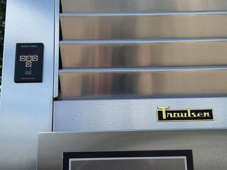 TRAULSEN & CO. COMMERCIAL REFRIGERATOR MODEL AHT132WUT-HHS
