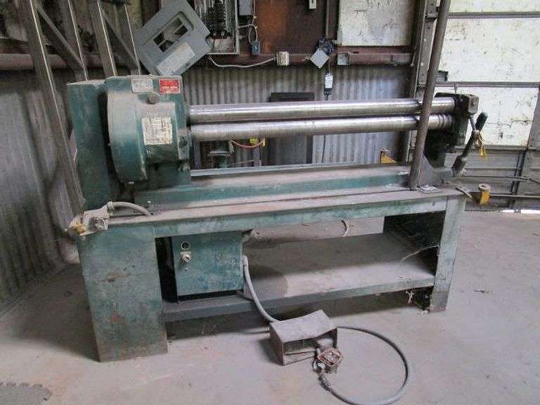 TENN SMITH PLATE ROLL MDL. SR48P, S/N 13348, 16 GA, SOFT STEEL