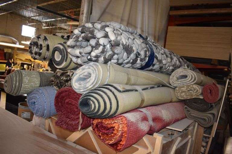 LOT, ASSORTED RUGS AS SHOWN - (5) APPROX. 5'W AND (11) APPROX. 8'W