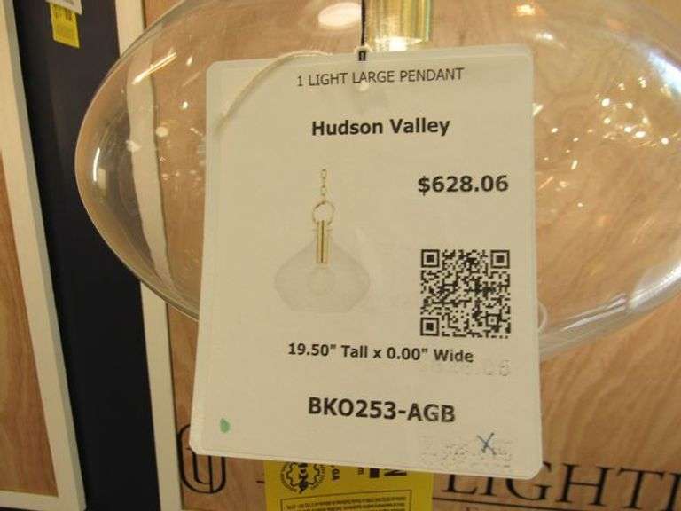 CHANDELIER OR PENDANT AS SHOWN * REFER TO PHOTOS * BUYER RESPONSIBLE FOR REMOVAL - BRING TOOLS AND LADDER AS ITEMS ARE CEILING MOUNTED 12'-14' CEILING HEIGHT*