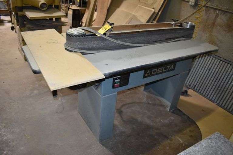 DELTA EDGE SANDER 31-390 S/N 94B35149  *HARDWIRED - BUYER RESPONSIBLE FOR DISCONNECTION AND CAPPING OF ANY EXPOSED WIRES*