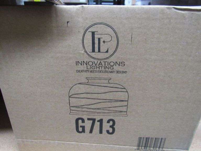 LOT, ASSORTED INNOVATION - (1) 401922MB, (2) 4-LIGHT 215-SG AND ASSORTE3D GLASS AND BULBS