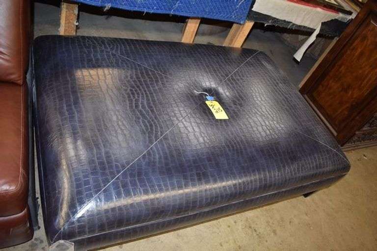 (4) ASSORTED PIECES OF FURNITURE AS SHOWN INCLUDING (3) CHAIRS, (1) OTTOMAN - APPROX. 60" X 40" X 19"