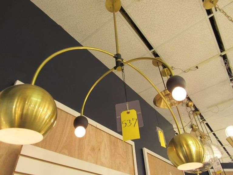 CHANDELIER OR PENDANT AS SHOWN * REFER TO PHOTOS * BUYER RESPONSIBLE FOR REMOVAL - BRING TOOLS AND LADDER AS ITEMS ARE CEILING MOUNTED 12'-14' CEILING HEIGHT*