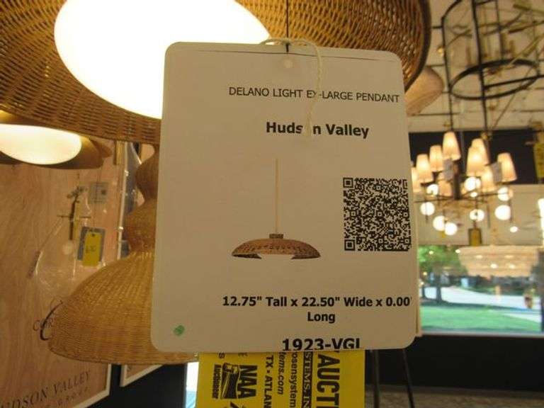 CHANDELIER OR PENDANT AS SHOWN * REFER TO PHOTOS * BUYER RESPONSIBLE FOR REMOVAL - BRING TOOLS AND LADDER AS ITEMS ARE CEILING MOUNTED 12'-14' CEILING HEIGHT*