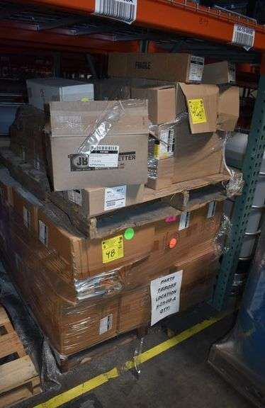 MIXED PALLET INCLUDING REGISTER 10" X 6" OPENING, PULL EDGE, DUPLEX PLATES ETC.