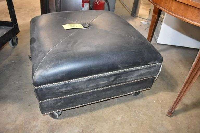 VINYL UPHOLSTERED OTTOMAN WITH NAIL HEAD DÉCOR, PORTABLE - APPROX.. 30" X 30" X 16"