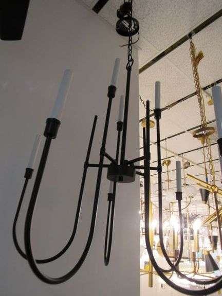 CHANDELIER OR PENDANT AS SHOWN * REFER TO PHOTOS * BUYER RESPONSIBLE FOR REMOVAL - BRING TOOLS AND LADDER AS ITEMS ARE CEILING MOUNTED 12'-14' CEILING HEIGHT*