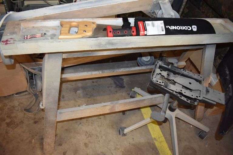 PORTABLE WIRE RACK WITH ASSORTED CONTENTS INCLUDING HARDWARE, CLEANERS AND MORE AS SHOWN