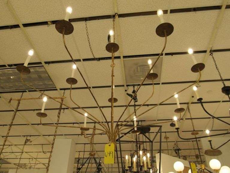 CHANDELIER OR PENDANT AS SHOWN * REFER TO PHOTOS * BUYER RESPONSIBLE FOR REMOVAL - BRING TOOLS AND LADDER AS ITEMS ARE CEILING MOUNTED 12'-14' CEILING HEIGHT*