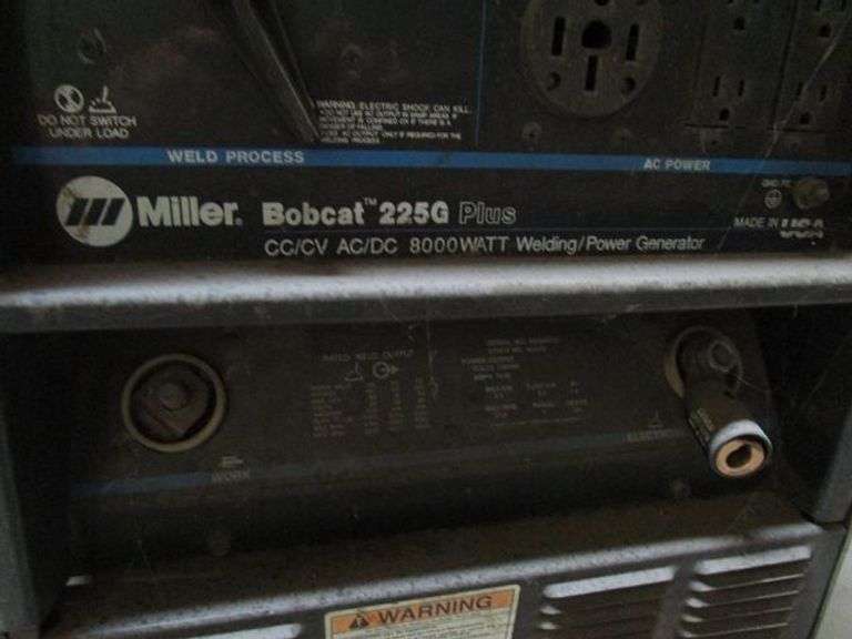 MILLER BOBCAT 225G PLUS, CC/CV-AC/DC WELDER/8000 WATT GENERATOR, S/N KE6727, W/LEADS, MISSING COVER