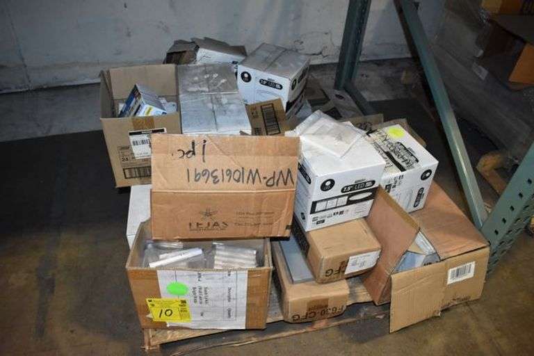 MIXED PALLET INCLUDING DIMMABLE LIGHTS, WALL PLATES, FURNITURE MARKERS, LED BULBS, ETC.