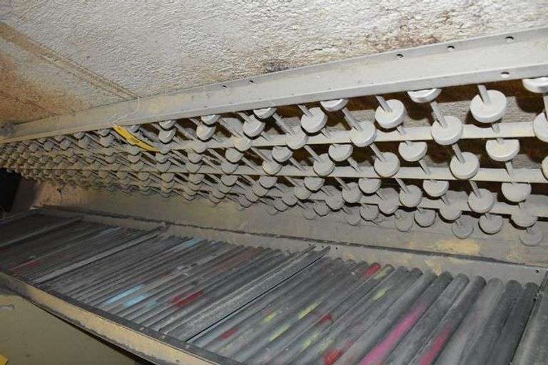 (2) ASSORTED ROLLER CONVEYOR SECTIONS AS SHOWN - APPROX. 120" X 24" *NO SUPPORT LEGS*