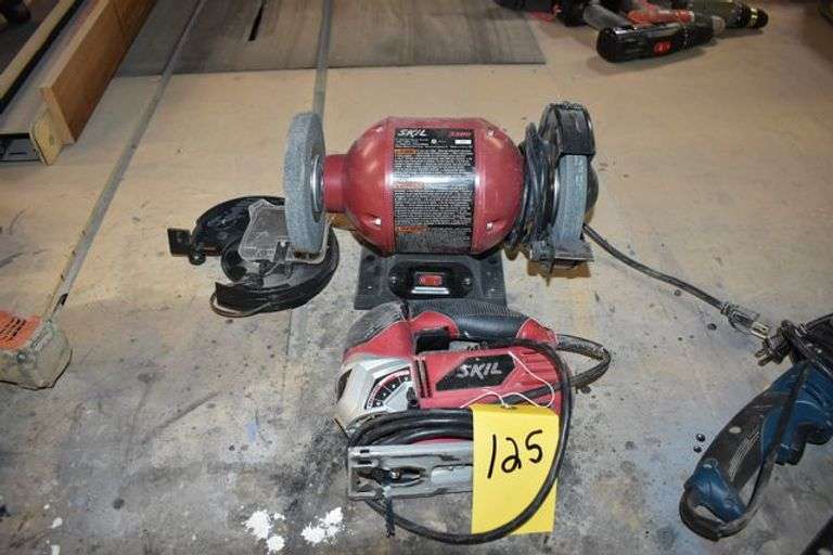 LOT, (1) SKIL JIGSAW 4495 AND (1) SKIL 6" 3380 BENCH GRINDER, 110-V