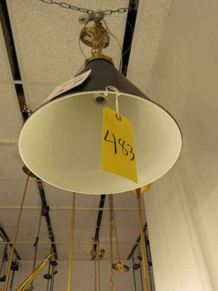 CHANDELIER OR PENDANT AS SHOWN * REFER TO PHOTOS * BUYER RESPONSIBLE FOR REMOVAL - BRING TOOLS AND LADDER AS ITEMS ARE CEILING MOUNTED 12'-14' CEILING HEIGHT*