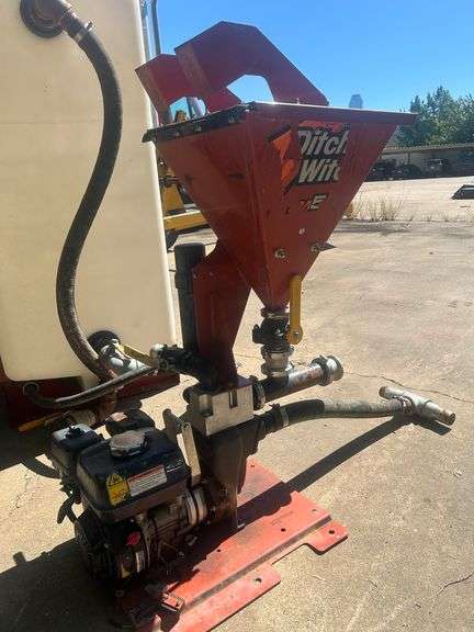 2023 DITCH WITCH FM5X-300 MUD MIXING SYSTEM