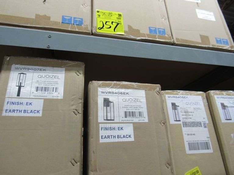 LOT, (8) ASSORTED QUOIZEL ITEMS - (3) WVR8406EK, (1) WVR9007EK, (1) QP6740MBK, (2) ROB8408MBK AND (1) WVR8407WT