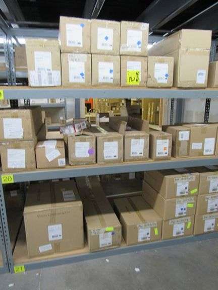 LOT OF ASSORTED (32) BOXES OF VISUAL COMFORT/GENERATION LIGHTING PRODUCTS, (10) TRAVERSE MIRAGE WH #14916RD-15, (1) 5-LIGHT ISLAND PENDANT #6690305-778, (1) LARGE 1-LIGHT OUTDOOR WALL PENDANT #8837401-12, (2) 4-LIGHT WALL/BATH #4457104-112, (3) 3-LIGHT WALL/BATH SCONCE #4420903-05, (1) LED WALL/BATH #45040935-112, (2) 1-LIGHT MINI PENDANTS #6177101EN3-848, (7) 4-LIGHT WALL/BATH SCONCE #4420904-112, ETC.