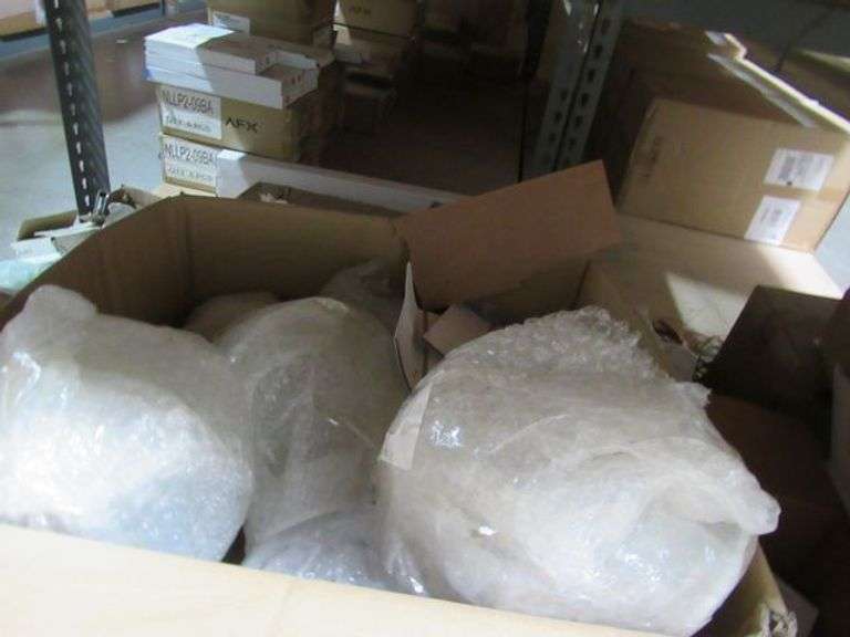 MISC. LOT INCLUDING ASSORTED FAN PARTS, LIGHT BULBS, BALL GLOBES, ETC.