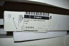 MIXED PALLET INCLUDING TOGGLE SWITCH COVERS, WALL LIGHTS, TOWEL RINGS, TOWEL BAR ETC.