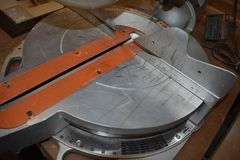 RIGID 12" MITER SAW 110-V *NEEDS REPAIR*