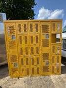 SUPERIOR LOCKERS 19 COMPARTMENT DOOR METAL LOCKER