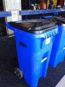 U-Line 35 Gallon Rolling Trash Bin Model H-4202 Blue **sold 3X the money**