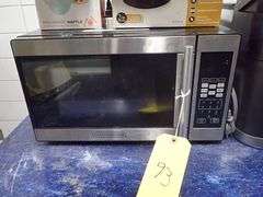 Assorted Kitchen Appliances